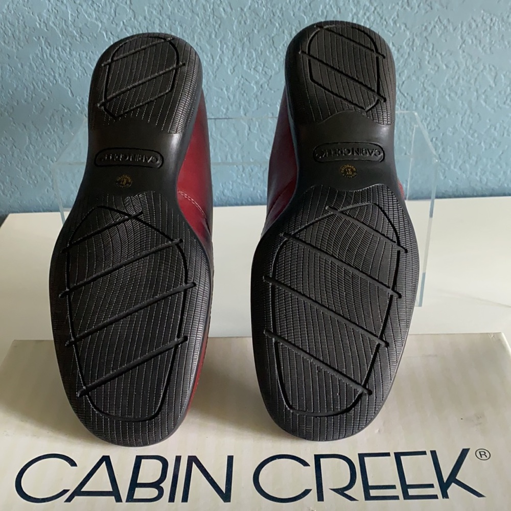 Women’s cabin creek burgundy slides - Picture 4 of 9